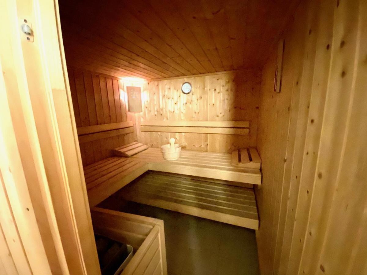 Chalet In Morzine Sleeping 12 With Sauna Extérieur photo